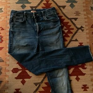 Mother high-waisted looker ankle fray